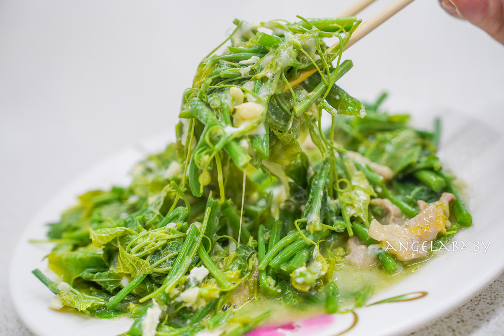 竹南人從小吃到大的人情味海產『阿標海產店』連總統政商都是座上嘉賓、苗栗之光唯一500盤推薦 @梅格(Angelababy)享樂日記