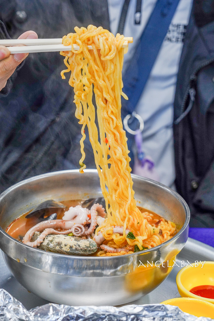 釜山景點『影島海女村』大啖海女海鮮拉麵、海膽飯卷 @梅格(Angelababy)享樂日記