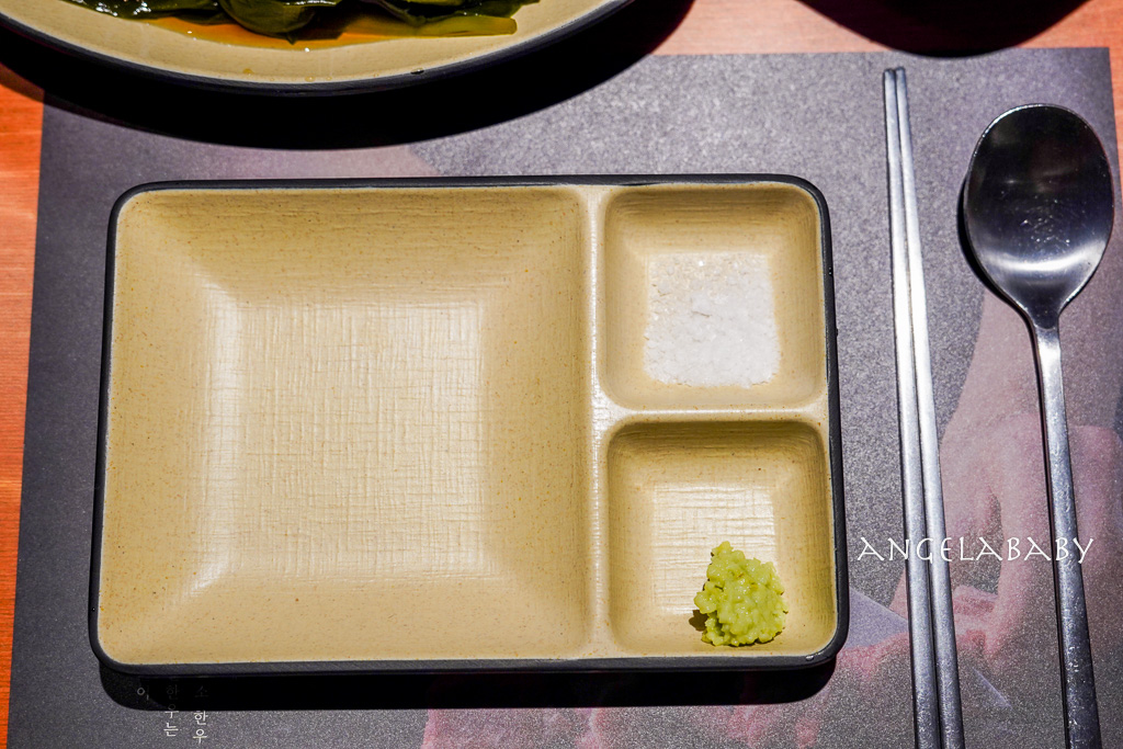 釜山西面烤肉推薦『西面九號韓牛』肉質太強豪華套餐還附上一瓶燒酒超讚 @梅格(Angelababy)享樂日記 釜山西面烤肉推薦『西面九號韓牛』肉質太強豪華套餐還附上一瓶燒酒超讚 @梅格(Angelababy)享樂日記