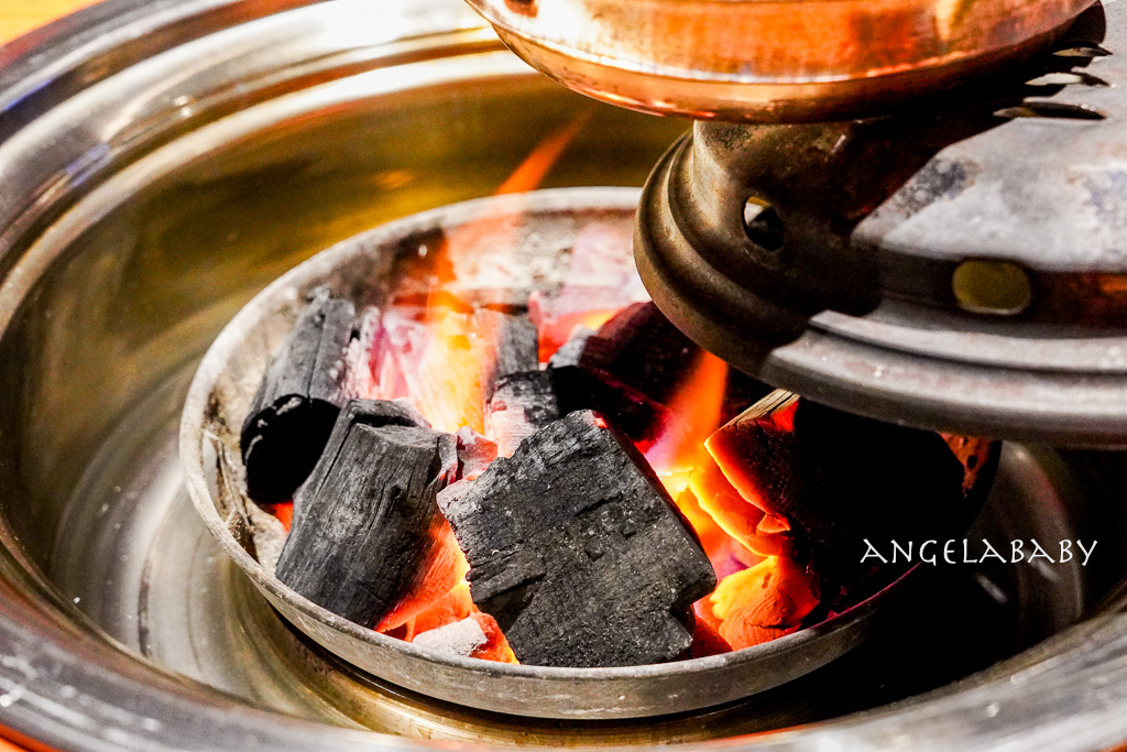 釜山西面烤肉推薦『西面九號韓牛』肉質太強豪華套餐還附上一瓶燒酒超讚 @梅格(Angelababy)享樂日記 釜山西面烤肉推薦『西面九號韓牛』肉質太強豪華套餐還附上一瓶燒酒超讚 @梅格(Angelababy)享樂日記