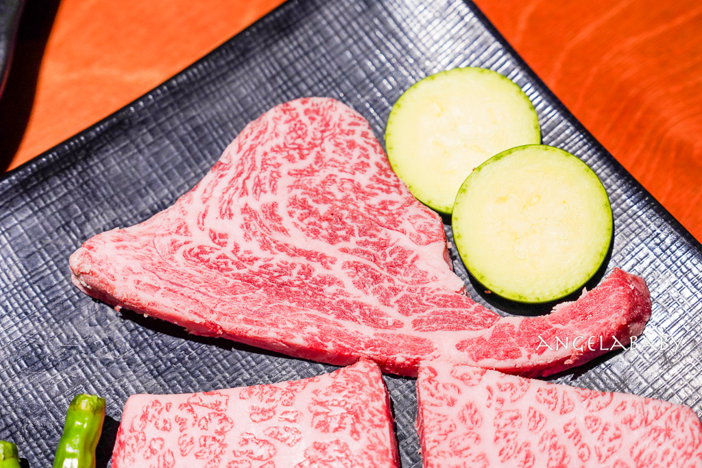 釜山西面烤肉推薦『西面九號韓牛』肉質太強豪華套餐還附上一瓶燒酒超讚 @梅格(Angelababy)享樂日記 釜山西面烤肉推薦『西面九號韓牛』肉質太強豪華套餐還附上一瓶燒酒超讚 @梅格(Angelababy)享樂日記