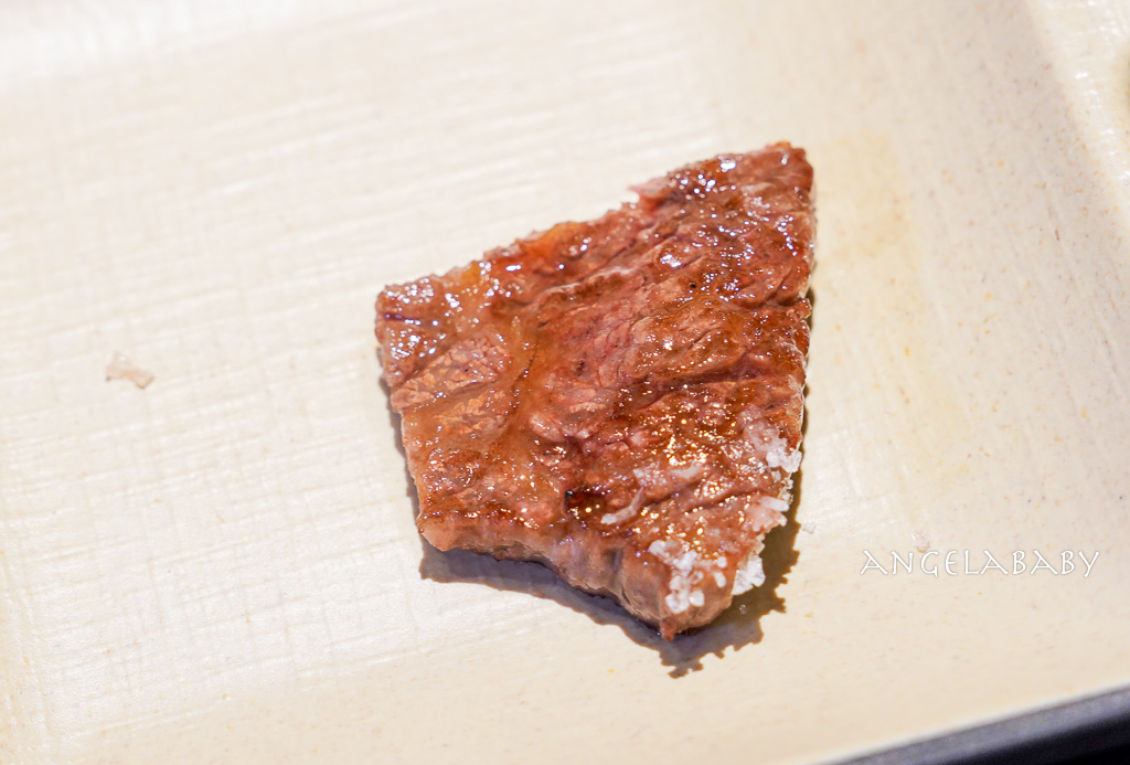 釜山西面烤肉推薦『西面九號韓牛』肉質太強豪華套餐還附上一瓶燒酒超讚 @梅格(Angelababy)享樂日記