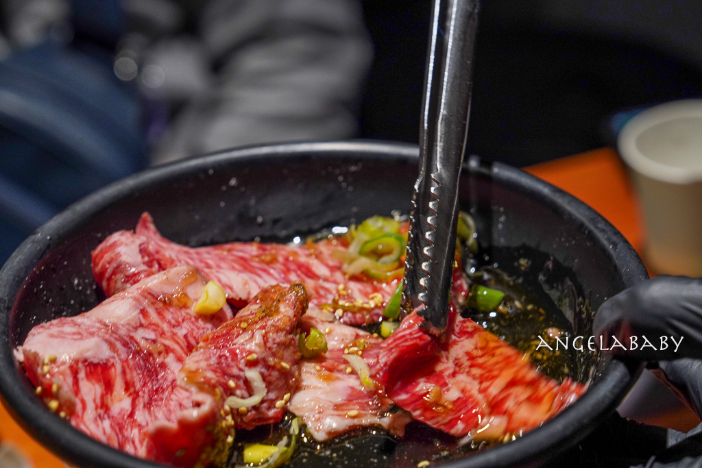 釜山西面烤肉推薦『西面九號韓牛』肉質太強豪華套餐還附上一瓶燒酒超讚 @梅格(Angelababy)享樂日記 釜山西面烤肉推薦『西面九號韓牛』肉質太強豪華套餐還附上一瓶燒酒超讚 @梅格(Angelababy)享樂日記