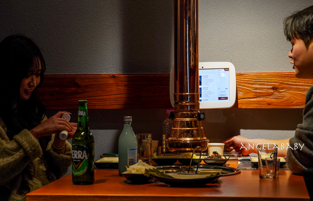 釜山西面烤肉推薦『西面九號韓牛』肉質太強豪華套餐還附上一瓶燒酒超讚 @梅格(Angelababy)享樂日記