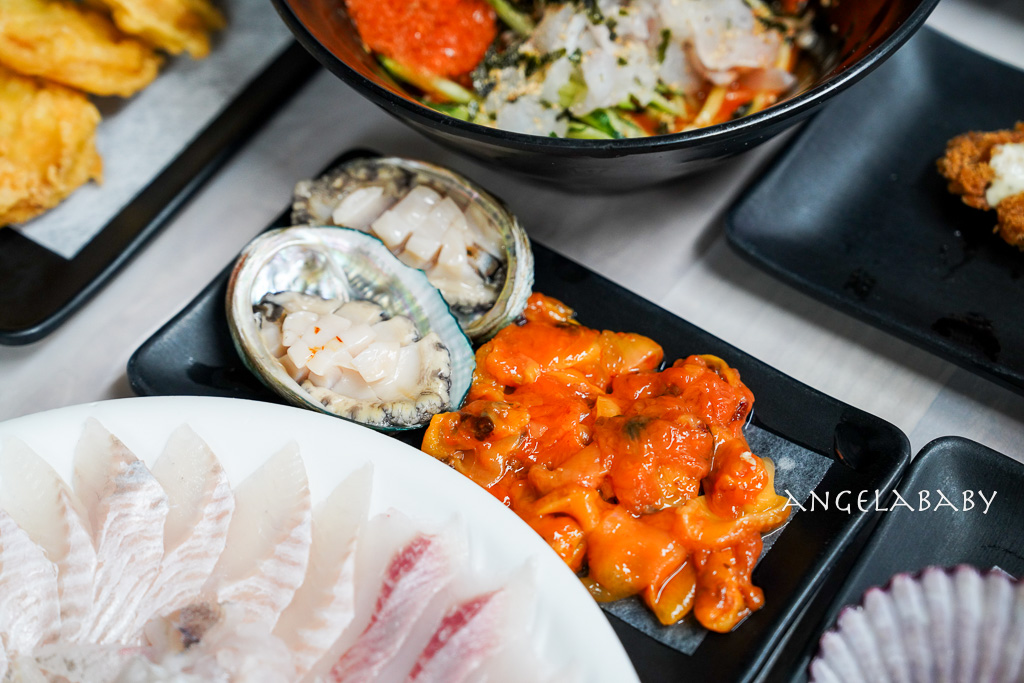 釜山浦項美食｜竹島市場吃螃蟹推薦『삼형제횟집』人均1000吃帝王蟹大餐 @梅格(Angelababy)享樂日記