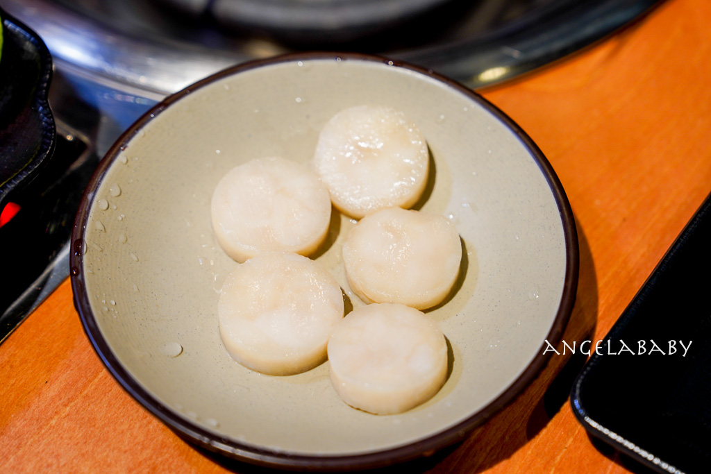 釜山站烤韓牛推薦『우겹다짐』牛層侤音菜單、人均千元吃1++韓牛 @梅格(Angelababy)享樂日記