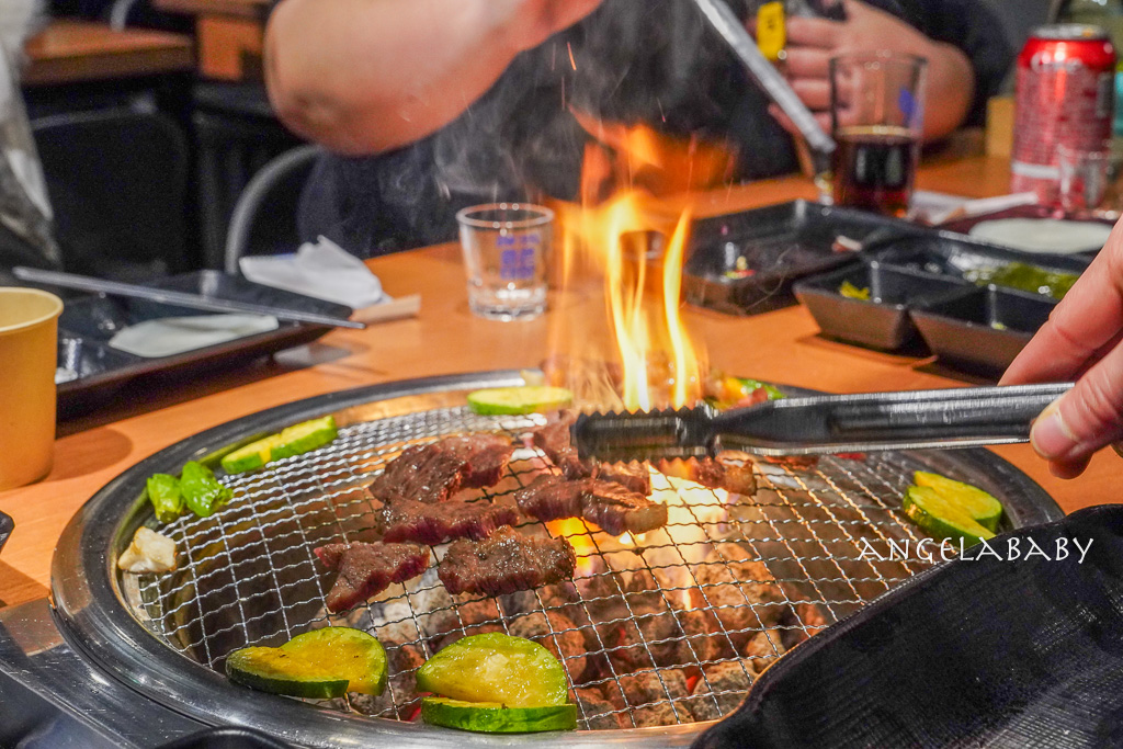 釜山站烤韓牛推薦『우겹다짐』牛層侤音菜單、人均千元吃1++韓牛 @梅格(Angelababy)享樂日記