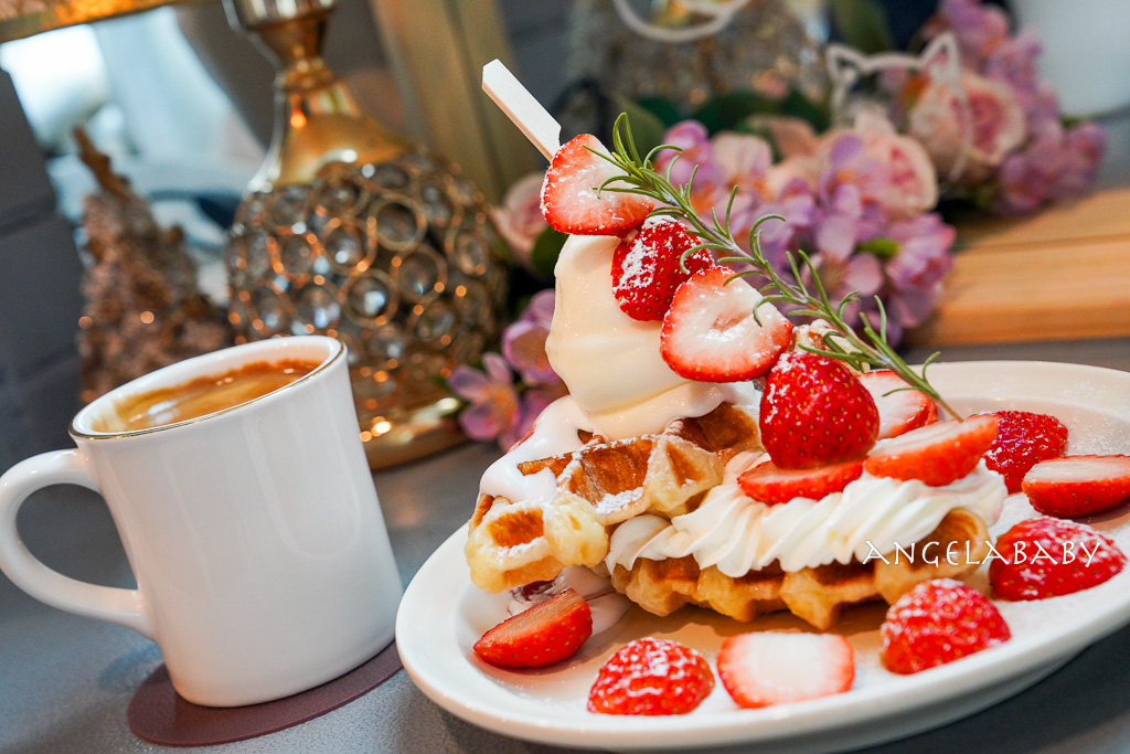 南浦洞咖啡廳『더타임나우&nbsp;The Time Now』超萌科基狗狗的主題咖啡 @梅格(Angelababy)享樂日記