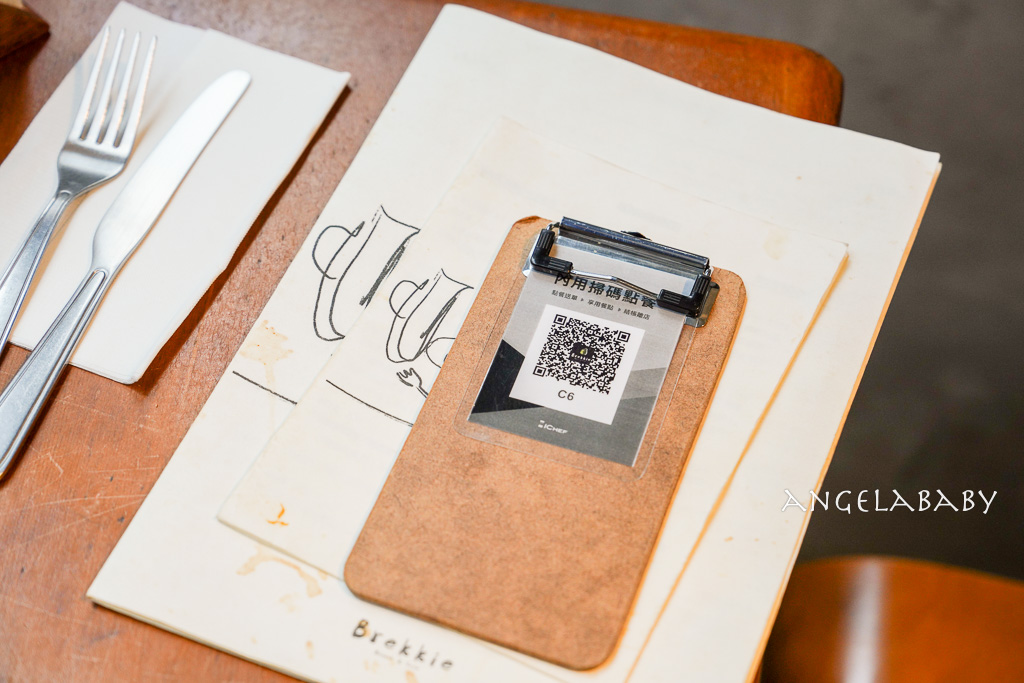 大安站森林系咖啡『Brekkie』菜單、超好吃巴斯克、質感早午餐推薦 @梅格(Angelababy)享樂日記