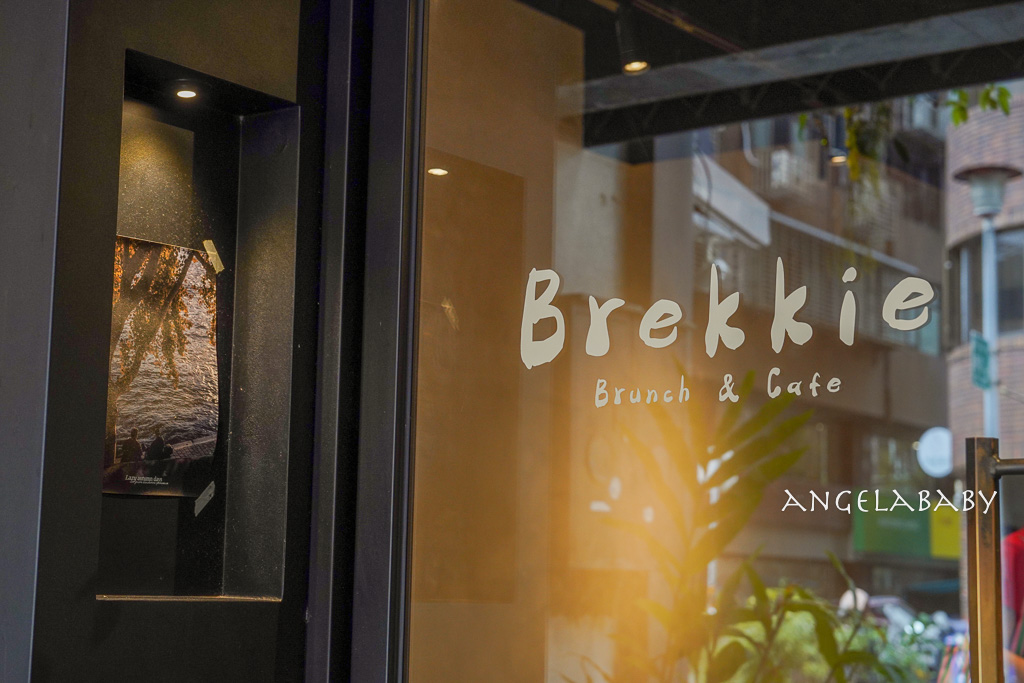 大安站森林系咖啡『Brekkie』菜單、超好吃巴斯克、質感早午餐推薦 @梅格(Angelababy)享樂日記 大安站森林系咖啡『Brekkie』菜單、超好吃巴斯克、質感早午餐推薦 @梅格(Angelababy)享樂日記