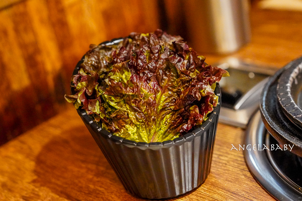 弘大烤肉推薦『猪名家延南店』菜單、免動手烤肉推薦，naver4.58分 @梅格(Angelababy)享樂日記