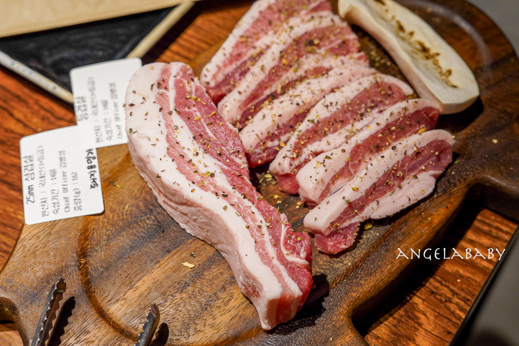 弘大烤肉推薦『猪名家延南店』菜單、免動手烤肉推薦，naver4.58分 @梅格(Angelababy)享樂日記