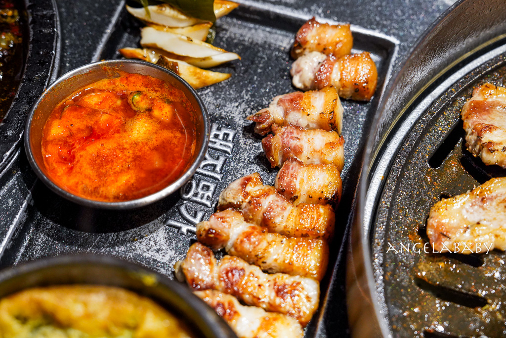 弘大烤肉推薦『猪名家延南店』菜單、免動手烤肉推薦，naver4.58分 @梅格(Angelababy)享樂日記