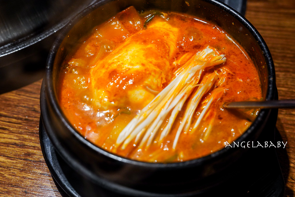 弘大烤肉推薦『猪名家延南店』菜單、免動手烤肉推薦，naver4.58分 @梅格(Angelababy)享樂日記