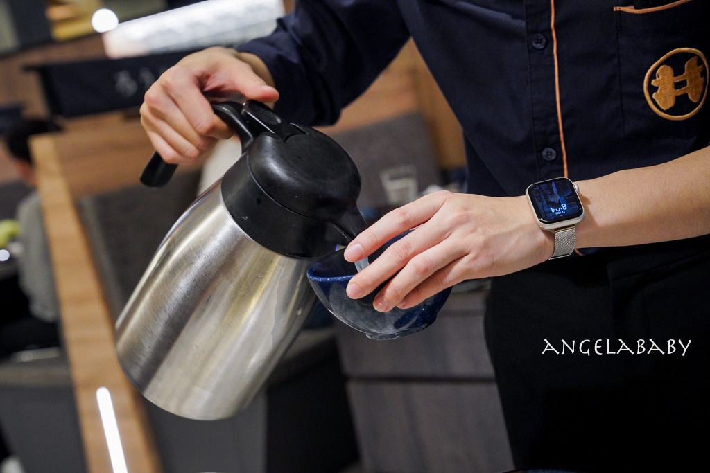 信義區cp值最高和牛燒肉『老井極上燒肉 台北信義店』菜單、雞白湯喝到飽 @梅格(Angelababy)享樂日記