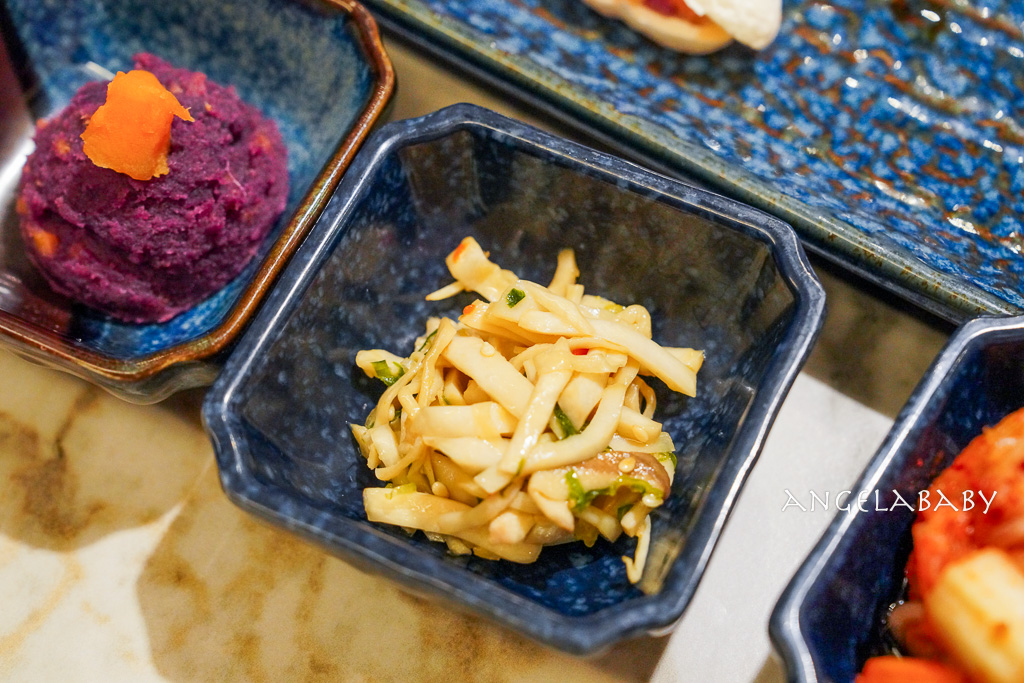 信義區cp值最高和牛燒肉『老井極上燒肉 台北信義店』菜單、雞白湯喝到飽 @梅格(Angelababy)享樂日記