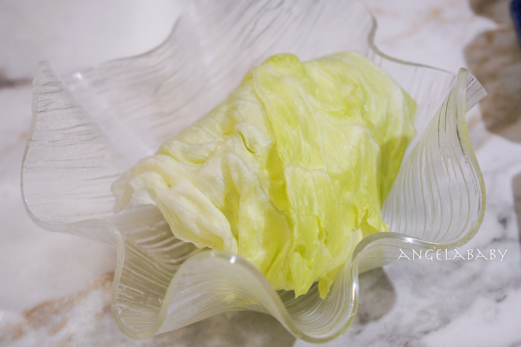 信義區cp值最高和牛燒肉『老井極上燒肉 台北信義店』菜單、雞白湯喝到飽 @梅格(Angelababy)享樂日記