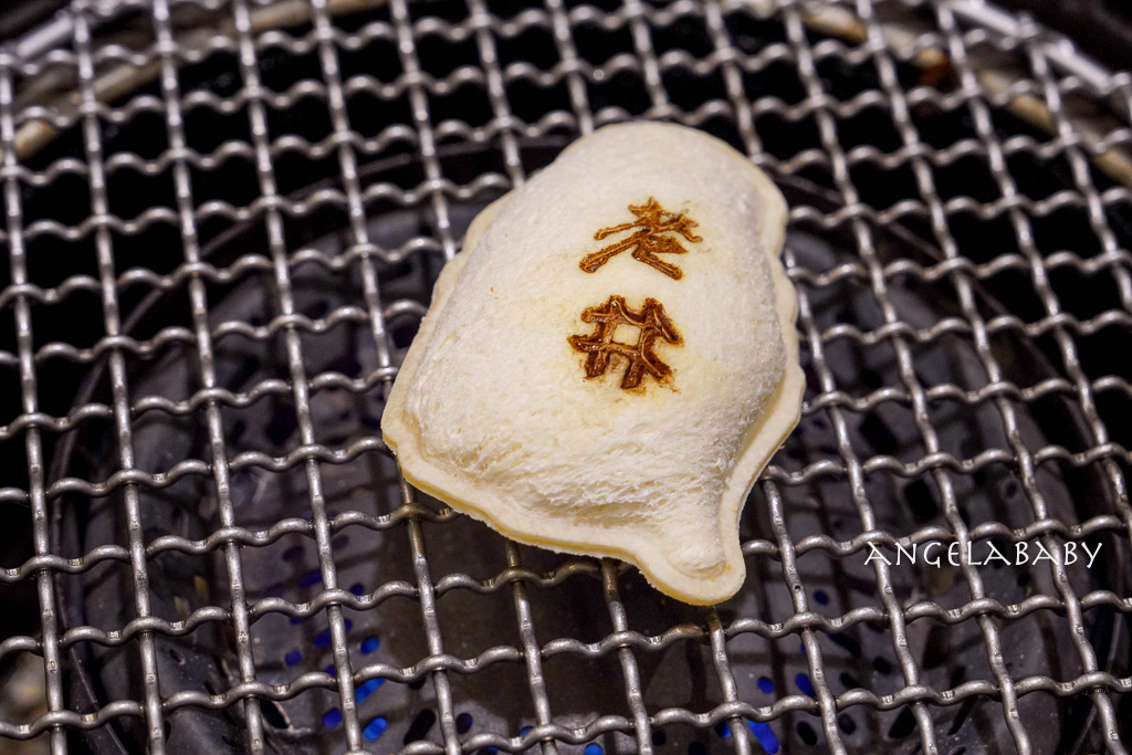 信義區cp值最高和牛燒肉『老井極上燒肉 台北信義店』菜單、雞白湯喝到飽 @梅格(Angelababy)享樂日記