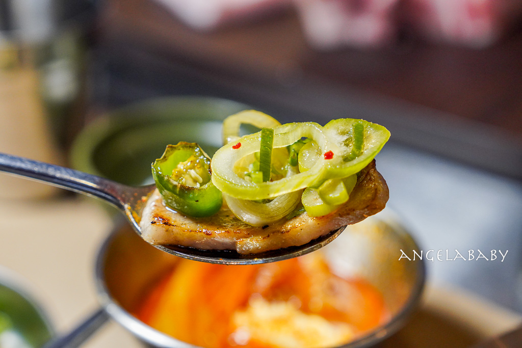 中山站韓國烤肉『金豬食堂 Gold Pig Taiwan』訂位方式、韓國米其林燒肉首家海外店，金豬食堂菜單 @梅格(Angelababy)享樂日記