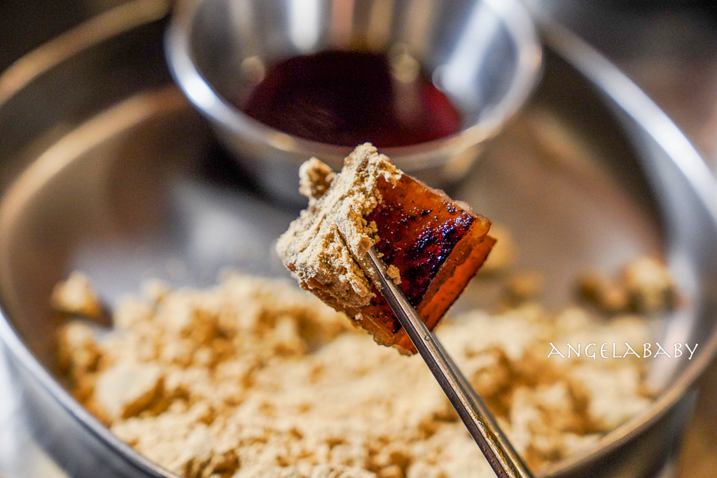 中山站韓國烤肉『金豬食堂 Gold Pig Taiwan』訂位方式、韓國米其林燒肉首家海外店，金豬食堂菜單 @梅格(Angelababy)享樂日記