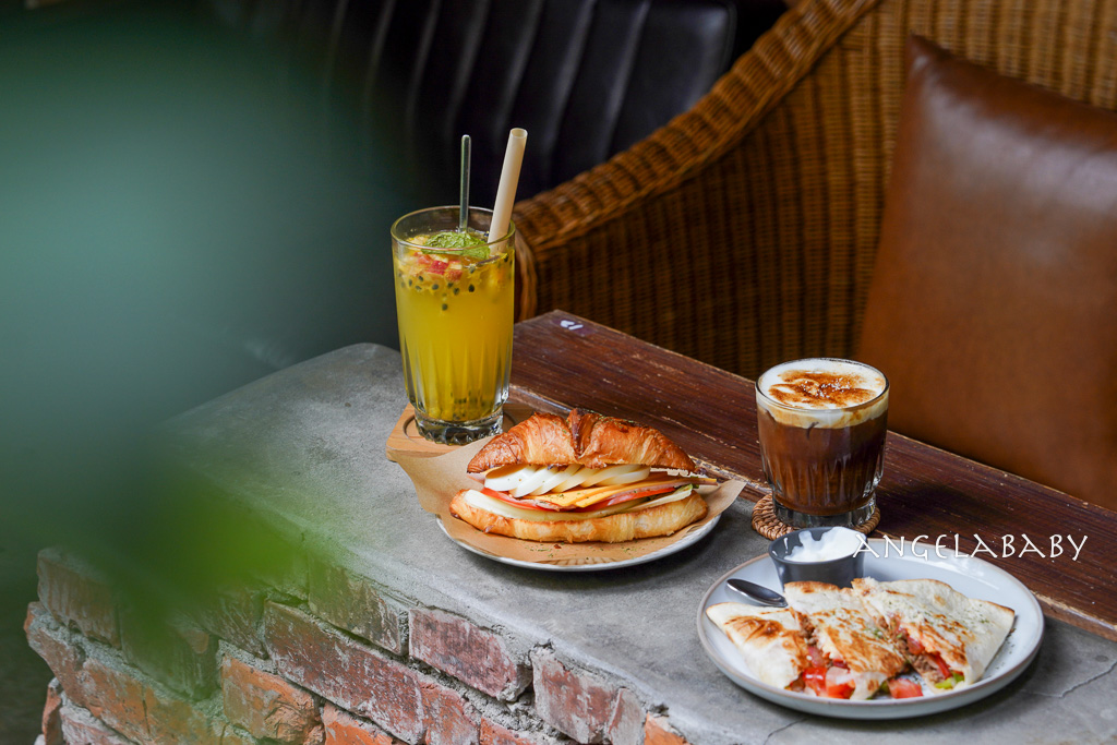 大安森林公園站廢墟風咖啡 『2J CAFE』 一秒掉入都市裡的秘密花園 @梅格(Angelababy)享樂日記 大安森林公園站廢墟風咖啡 『2J CAFE』 一秒掉入都市裡的秘密花園 @梅格(Angelababy)享樂日記