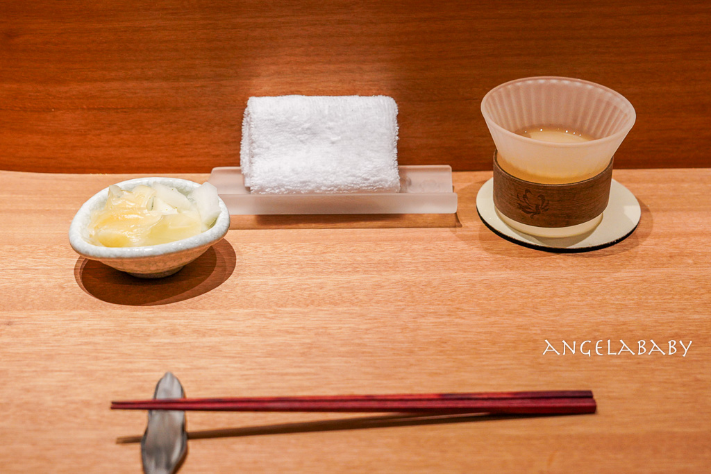 台北無菜單日料推薦『天狐 Tenko Table』全日本漁獲16品吃飽不用兩千 @梅格(Angelababy)享樂日記