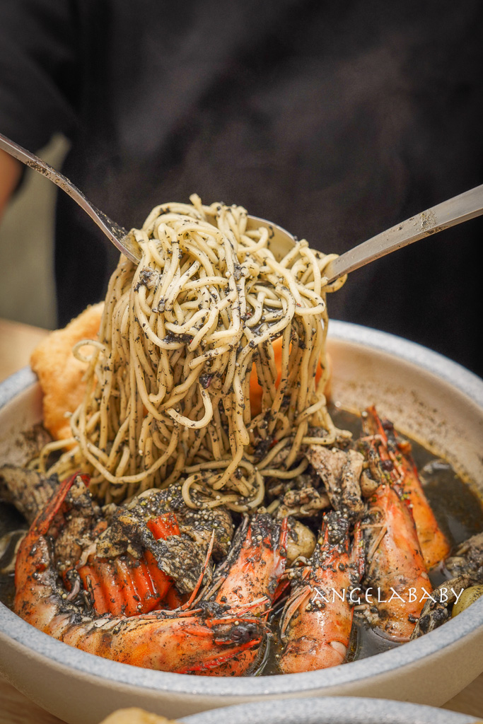 桃園美食|濃湯系爆料義大利麵『義匠義式湯麵-南崁光明店』菜單、親子友善餐廳 @梅格(Angelababy)享樂日記 桃園美食|濃湯系爆料義大利麵『義匠義式湯麵-南崁光明店』菜單、親子友善餐廳 @梅格(Angelababy)享樂日記