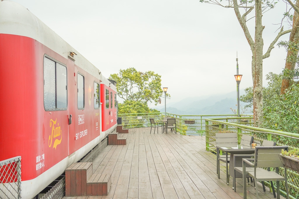 苗栗親子旅遊兩天一日遊推薦｜四方牧場、南庄蘇維拉莊園、南庄老街、再到全台最大室內遊樂場『尚順育樂天地』消耗卡路里、務必參加『愛玩苗栗』打卡活動抽大獎 @梅格(Angelababy)享樂日記