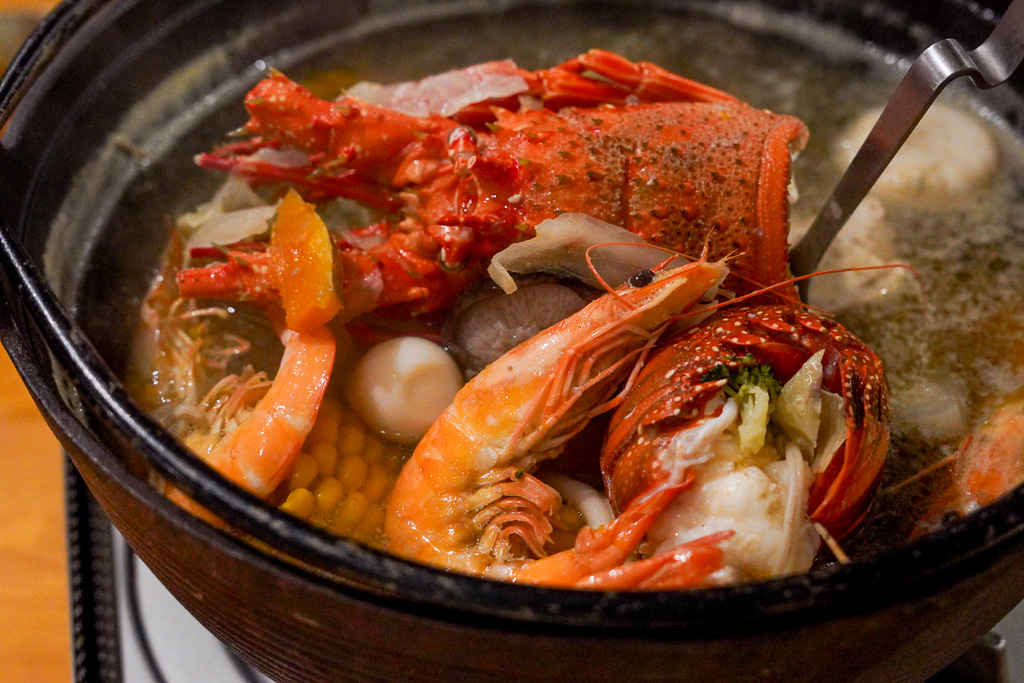 苗栗親子旅遊兩天一日遊推薦｜四方牧場、南庄蘇維拉莊園、南庄老街、再到全台最大室內遊樂場『尚順育樂天地』消耗卡路里、務必參加『愛玩苗栗』打卡活動抽大獎 @梅格(Angelababy)享樂日記