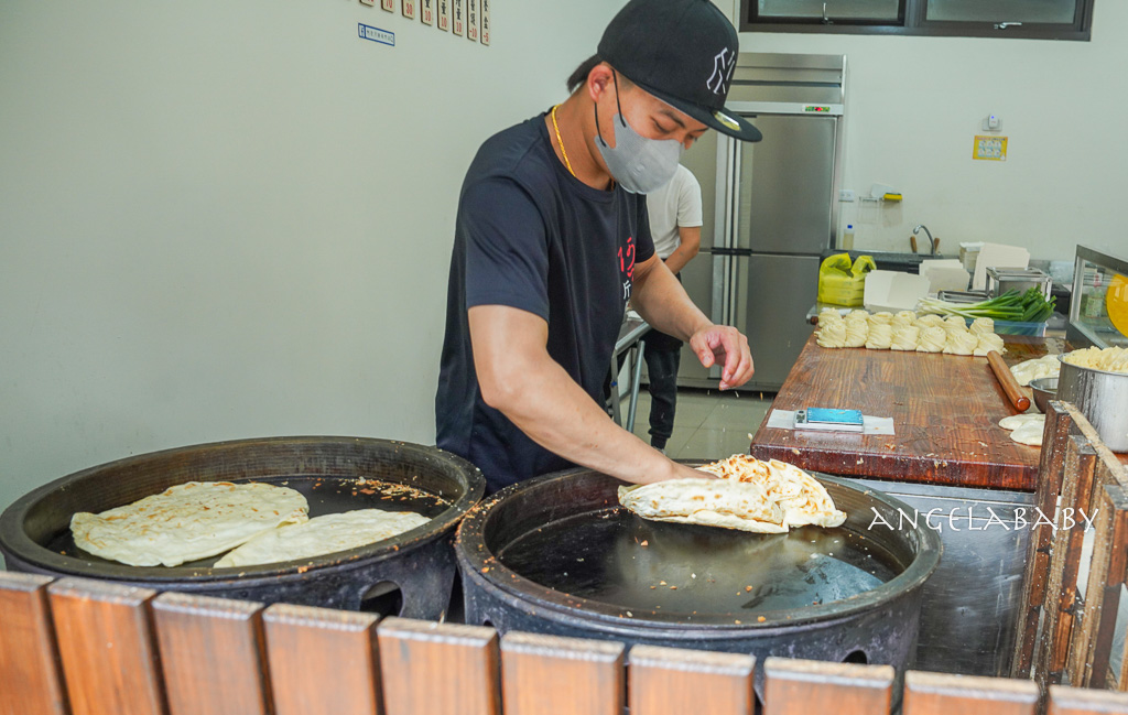 竹南美食｜民宅巷弄手打斤餅『阿瑩斤餅專門店』菜單、一定要電話先預訂、每日手工斤餅限量製作 @梅格(Angelababy)享樂日記