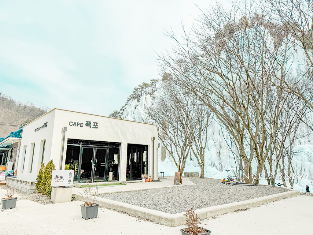 釜山一日遊推薦『青松冰谷』청송 얼음골，巨型冰雕石壁宛如冰雪奇緣電影場景 @梅格(Angelababy)享樂日記