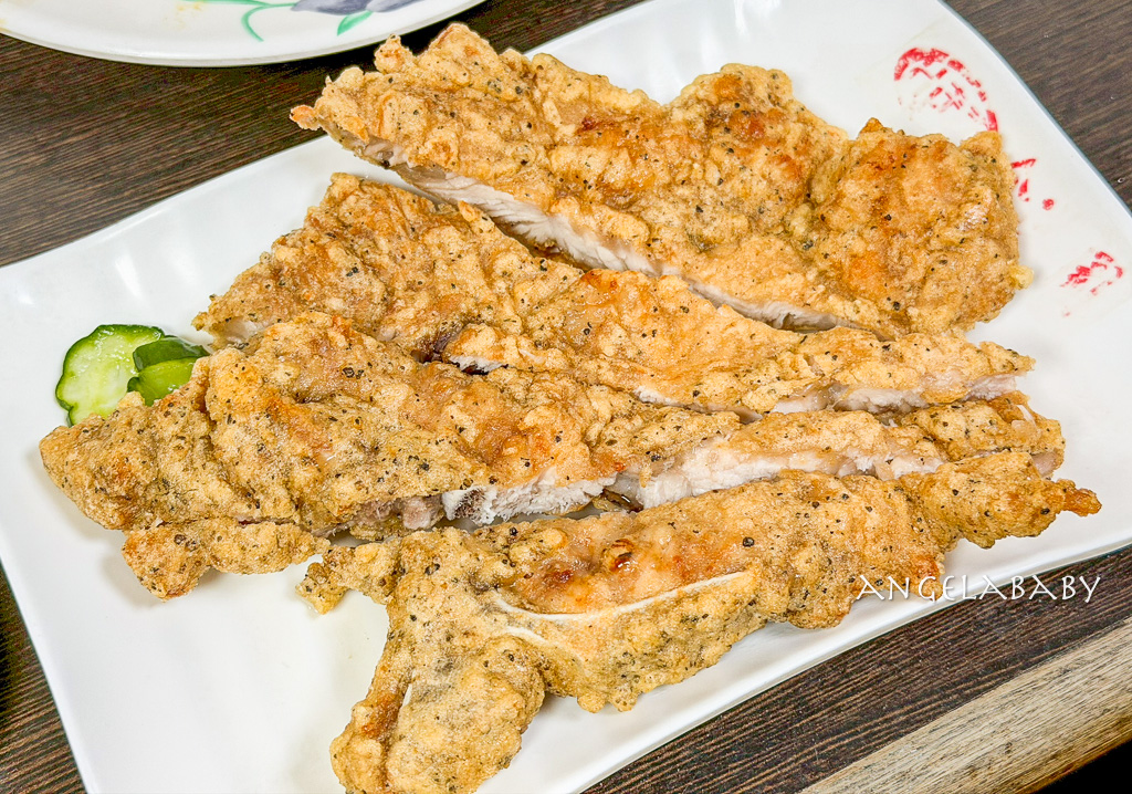 市府站美甲 神速完成偽名媛貴婦風@HO HO NAIL (手部光療彩繪/預約制) @梅格(Angelababy)享樂日記