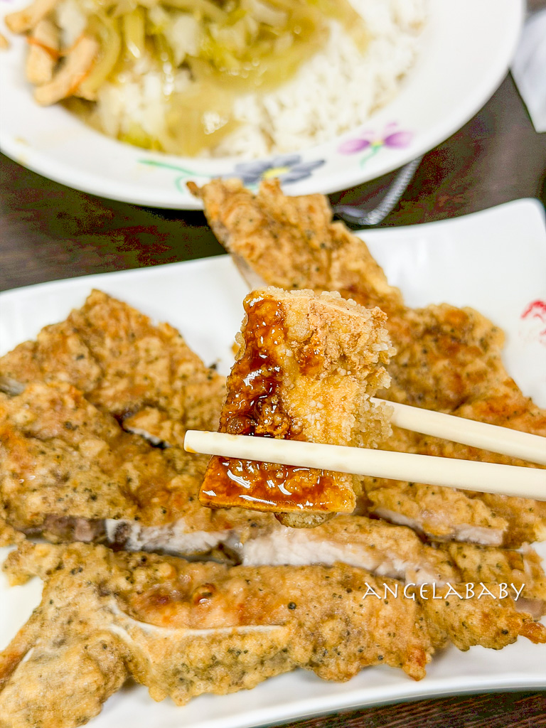 西門飄香一甲子老店排骨飯『金滿園』台北四大排骨飯名店 @梅格(Angelababy)享樂日記