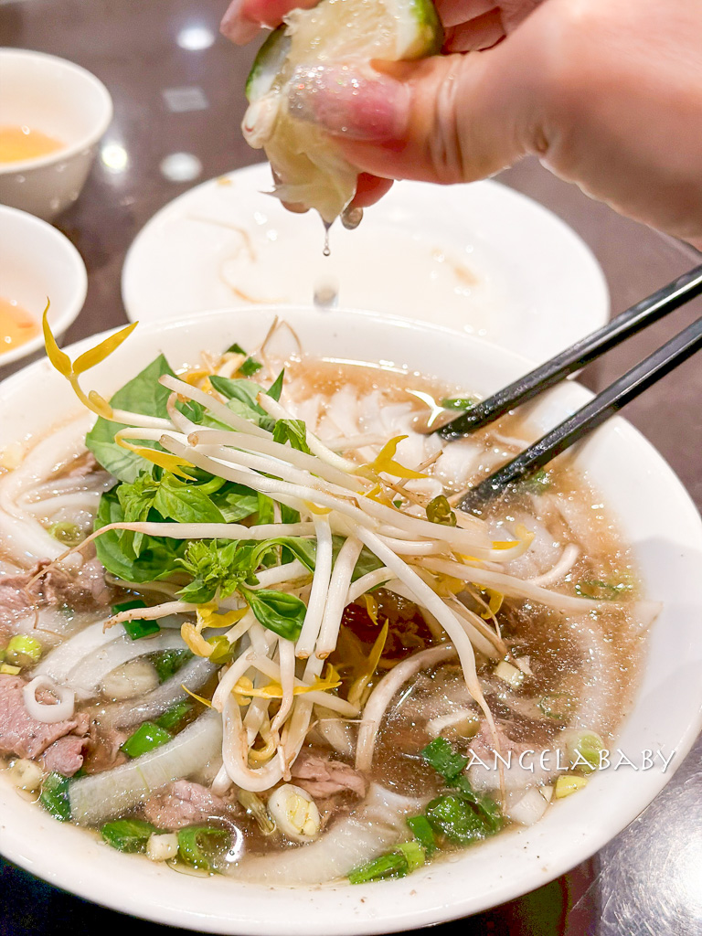 台大公館美食｜40多年老字號越式料理『翠園越南餐廳』菜單、有鑊氣的乾炒牛河、爆料生牛肉和飯 @梅格(Angelababy)享樂日記