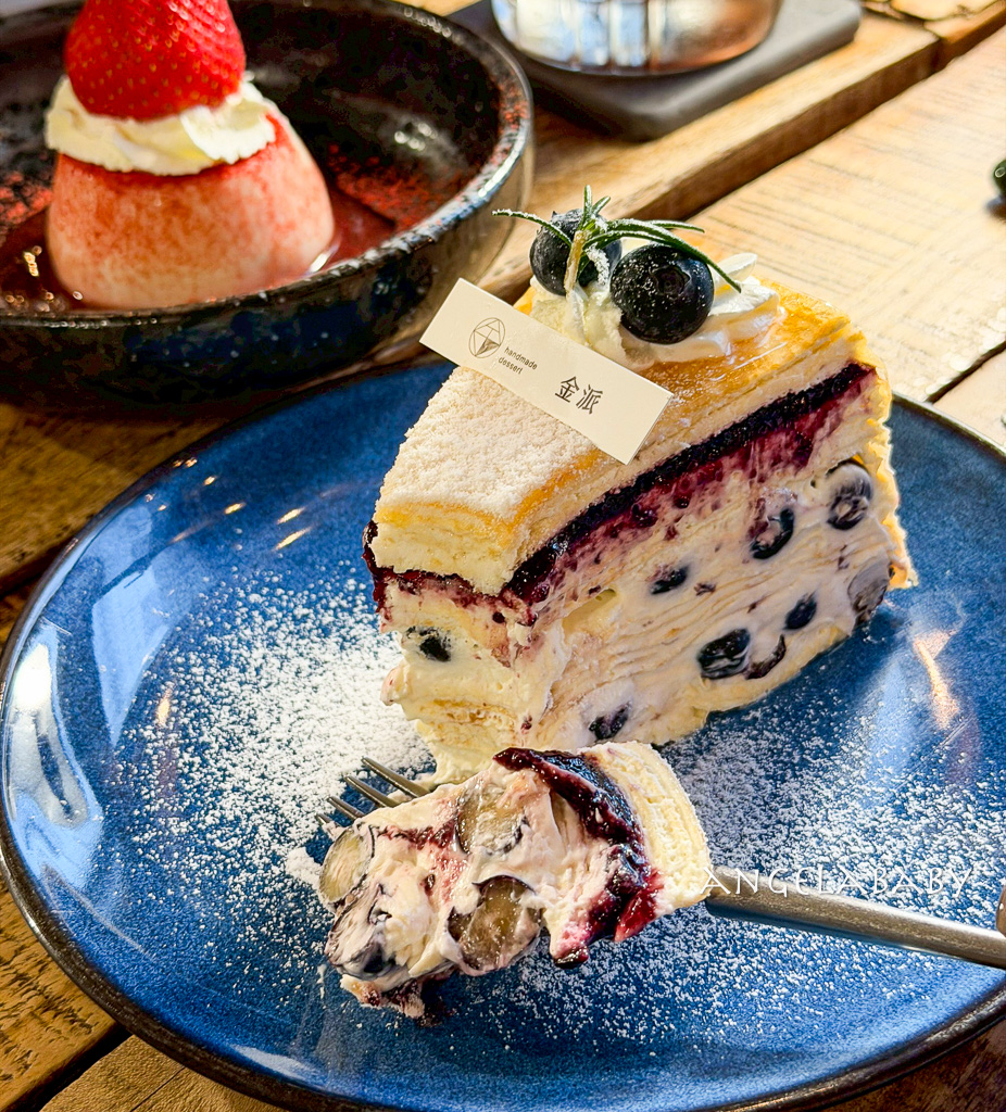 基隆復古咖啡廳『金派甜點』菜單、台北Harbs千層蛋糕、寵物友善餐廳 @梅格(Angelababy)享樂日記