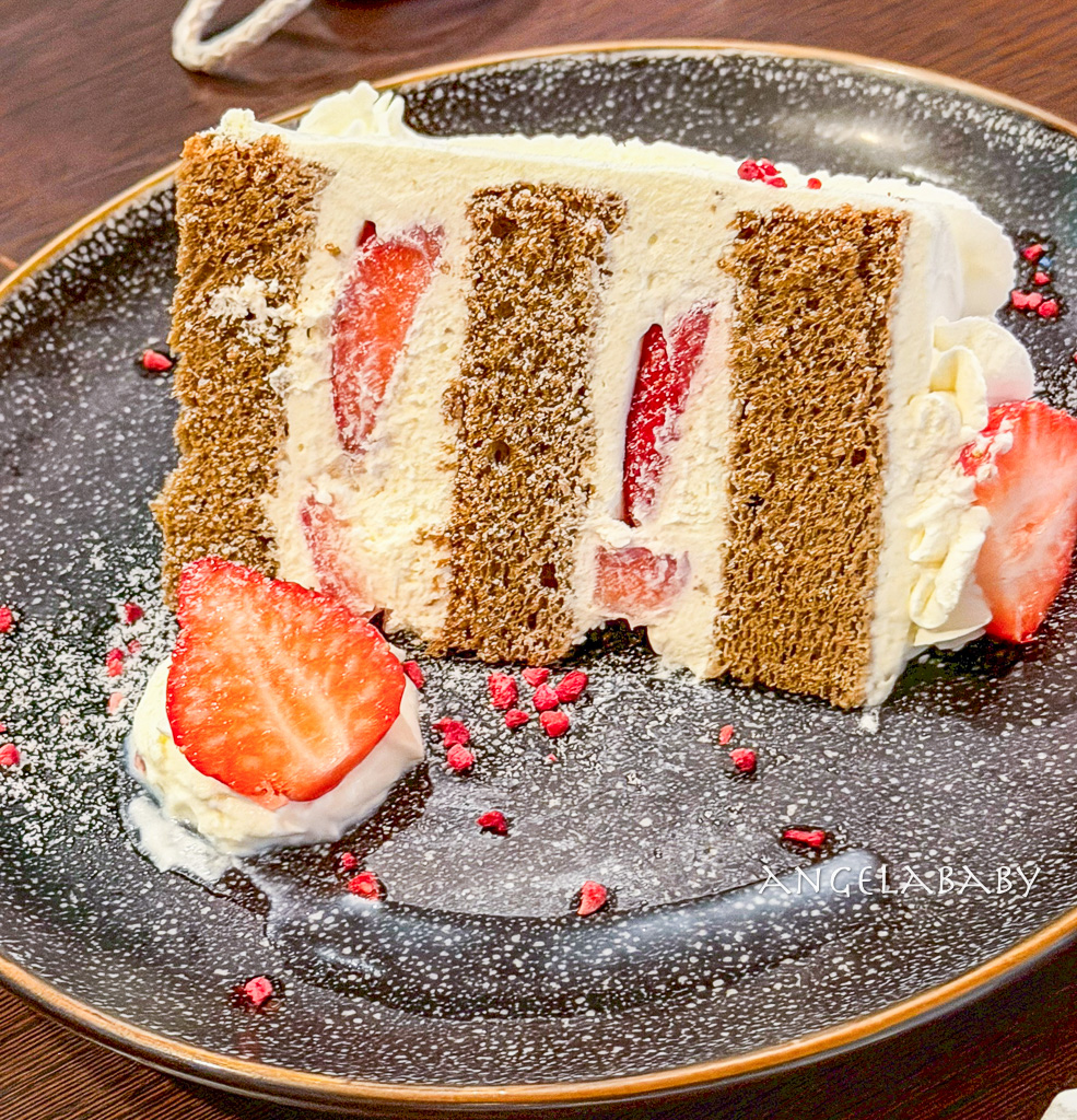 基隆復古咖啡廳『金派甜點』菜單、台北Harbs千層蛋糕、寵物友善餐廳 @梅格(Angelababy)享樂日記