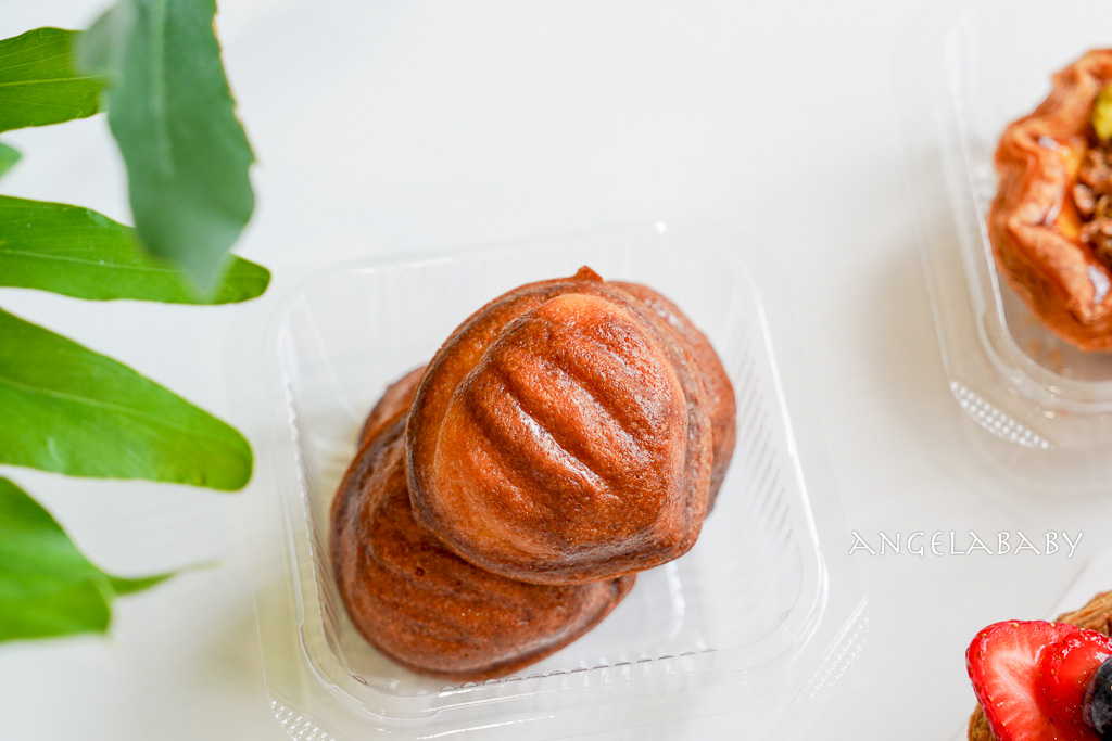 天母芝山站美食『全統西點麵包』不預購吃不到的杜拜巧克力,芋頭控必吃芋頭甜點、台北好吃生日蛋糕 @梅格(Angelababy)享樂日記 天母芝山站美食『全統西點麵包』不預購吃不到的杜拜巧克力,芋頭控必吃芋頭甜點、台北好吃生日蛋糕 @梅格(Angelababy)享樂日記