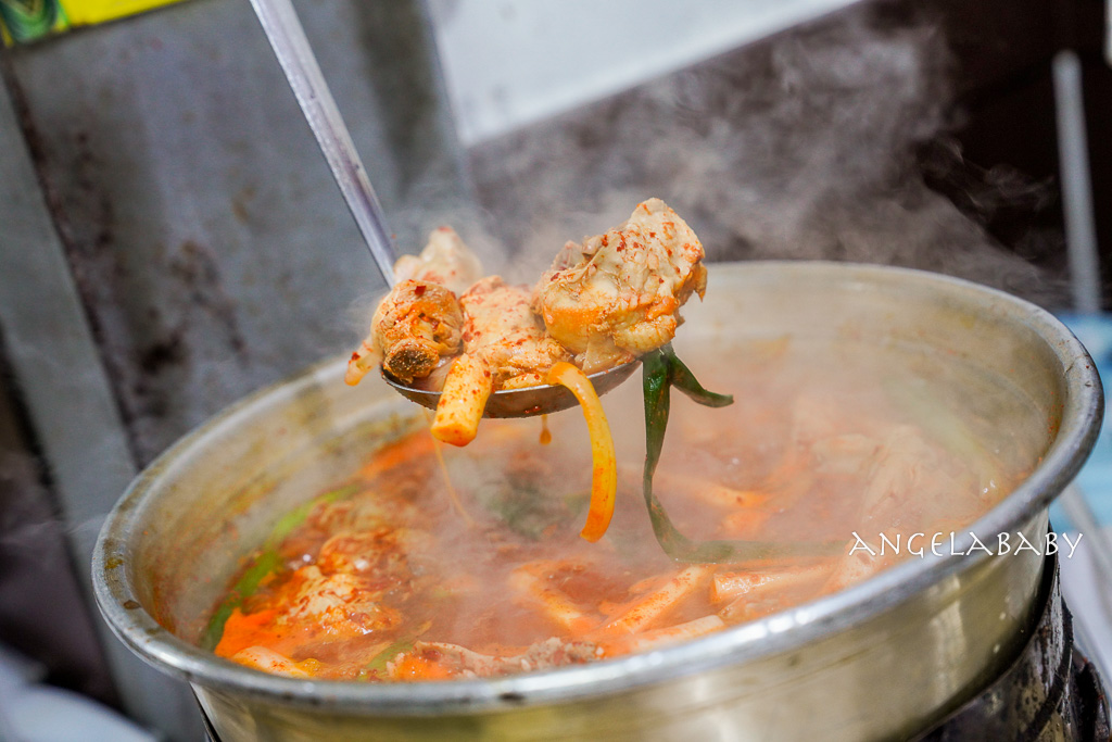 首爾必吃蒜蓉辣雞湯『종로계림닭도리탕원조 본점/鐘路雞林蒜蓉辣雞湯』鐘路三街巷弄美食 @梅格(Angelababy)享樂日記