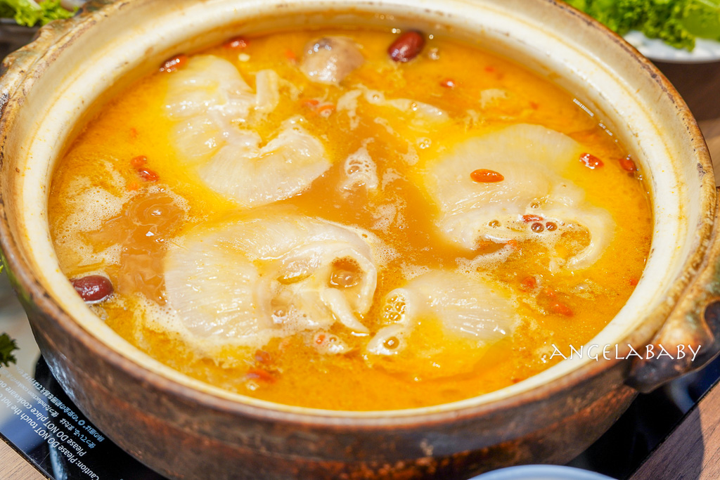 台北最強雞湯火鍋『星曜雞湯』雞湯界的LV、用熬雞精煮火鍋、母親節聚餐推薦、最新優惠 @梅格(Angelababy)享樂日記 台北最強雞湯火鍋『星曜雞湯』雞湯界的LV、用熬雞精煮火鍋、母親節聚餐推薦、最新優惠 @梅格(Angelababy)享樂日記