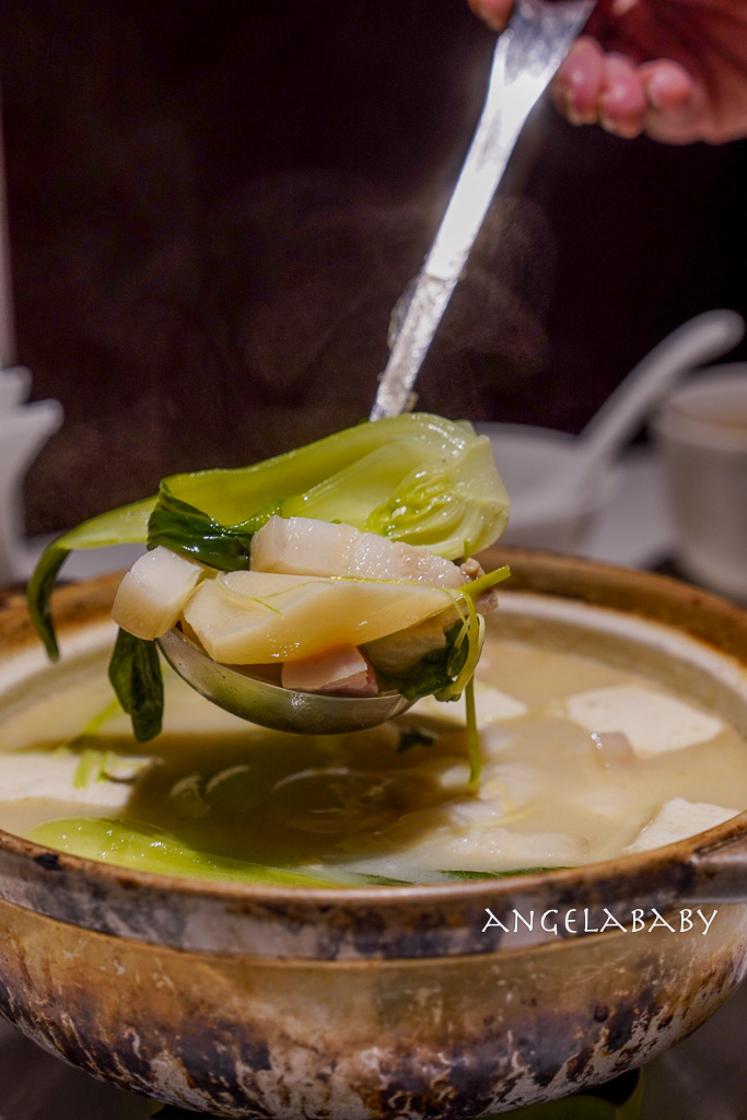 板橋美食『家宴中餐廳 – 板橋凱撒大飯店』訂位、2025臺灣米其林指南入選、包廂餐廳推薦、用餐優惠 @梅格(Angelababy)享樂日記