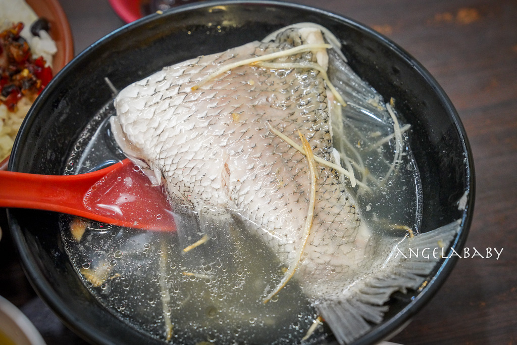 萬華龍山寺必吃『阿鴻知高飯鱸魚湯』菜單、24小時美食推薦、廣州街觀光夜市 @梅格(Angelababy)享樂日記