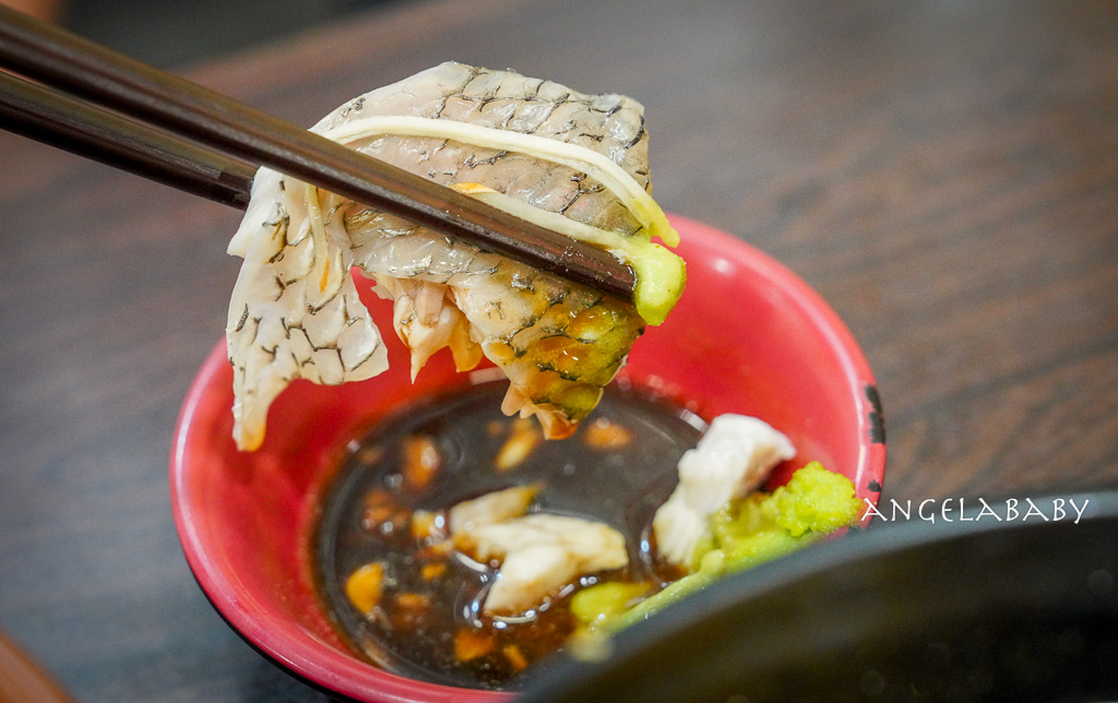 萬華龍山寺必吃『阿鴻知高飯鱸魚湯』菜單、24小時美食推薦、廣州街觀光夜市 @梅格(Angelababy)享樂日記