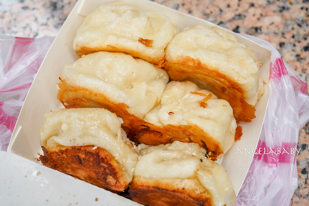 石牌美食『無名生煎包』3顆35元、皮恰恰大顆好吃 @梅格(Angelababy)享樂日記