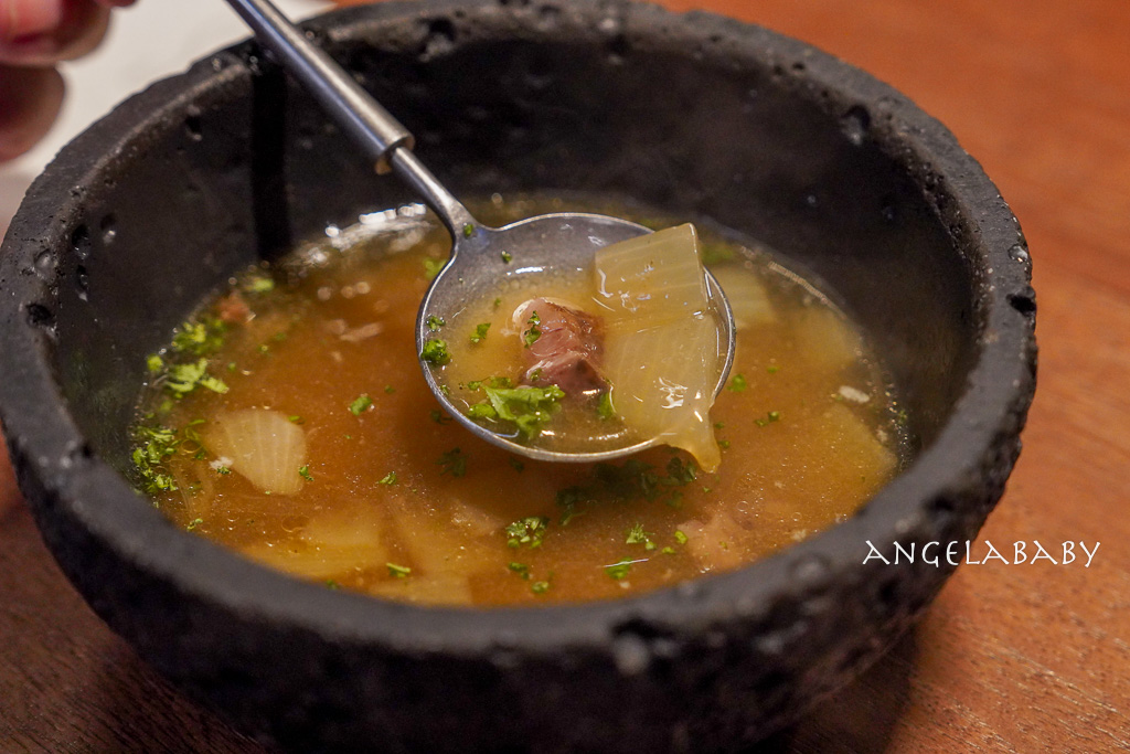 信義安和站美食｜超手藝餐酒館『SKY LAB』菜單、好吃鴨胸、清酒布丁 @梅格(Angelababy)享樂日記