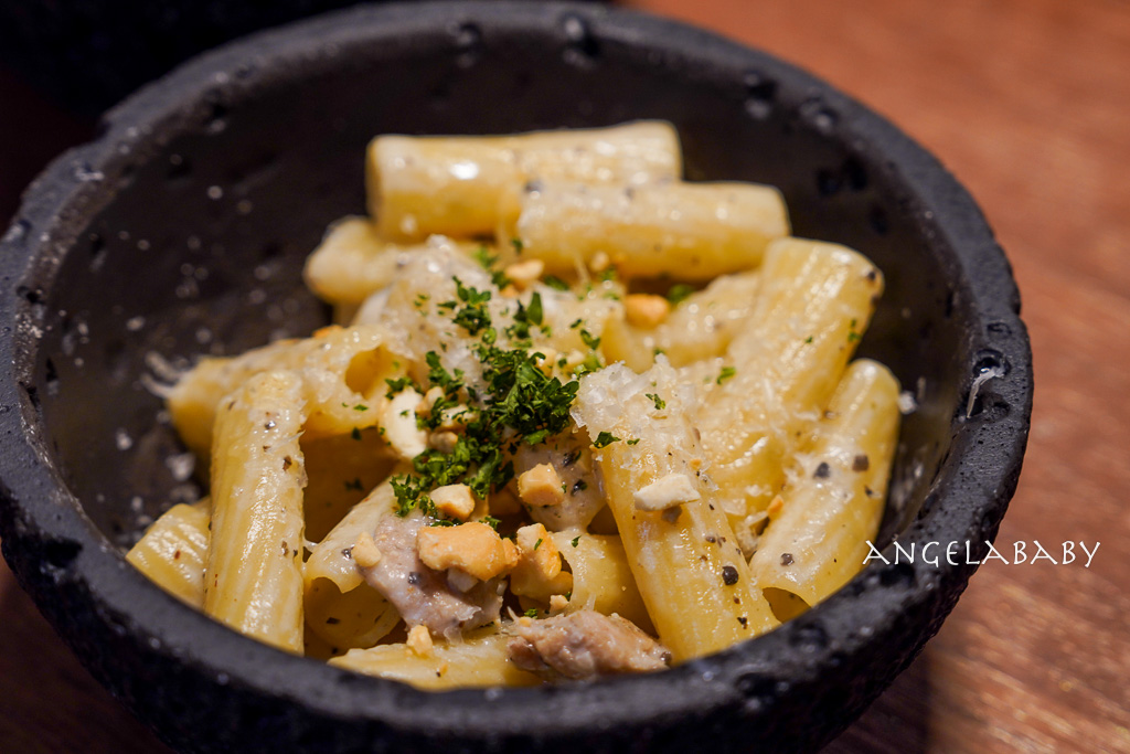 信義安和站美食｜超手藝餐酒館『SKY LAB』菜單、好吃鴨胸、清酒布丁 @梅格(Angelababy)享樂日記