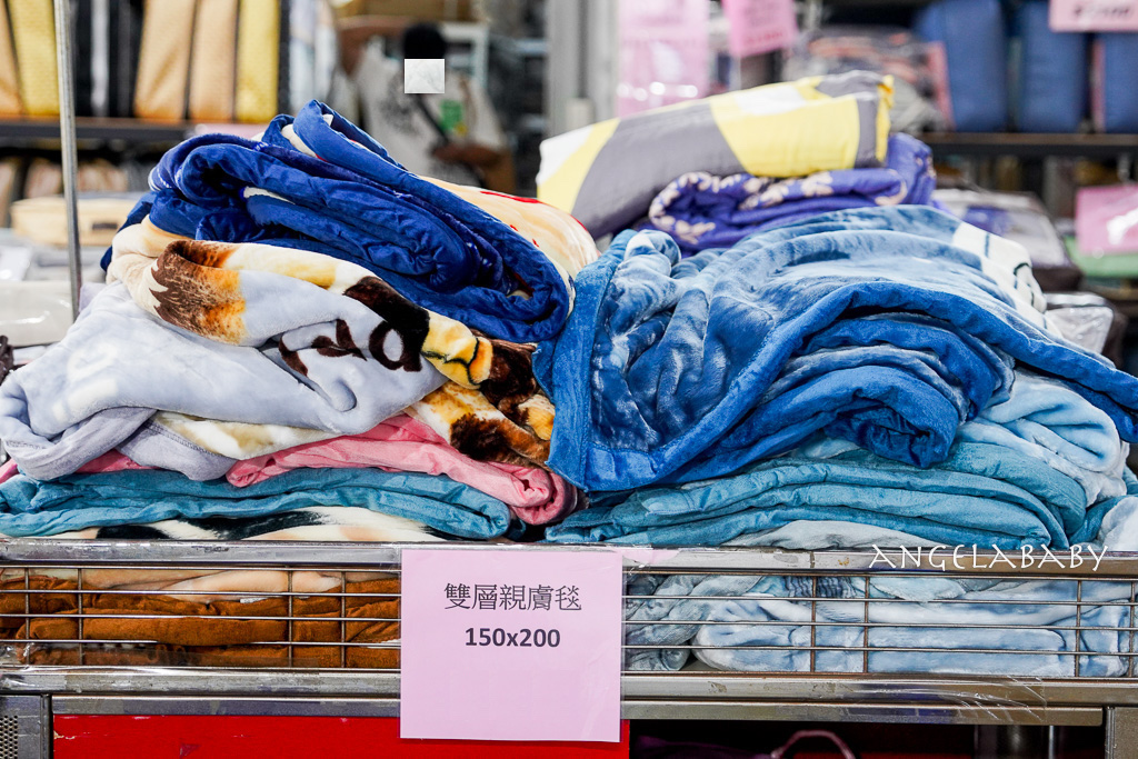 新北寢具特賣會『中和宏海寢具』挑戰市場最低價，最低一折起、超多買一送一破盤價、滿額再抽獎、只有五天！ @梅格(Angelababy)享樂日記