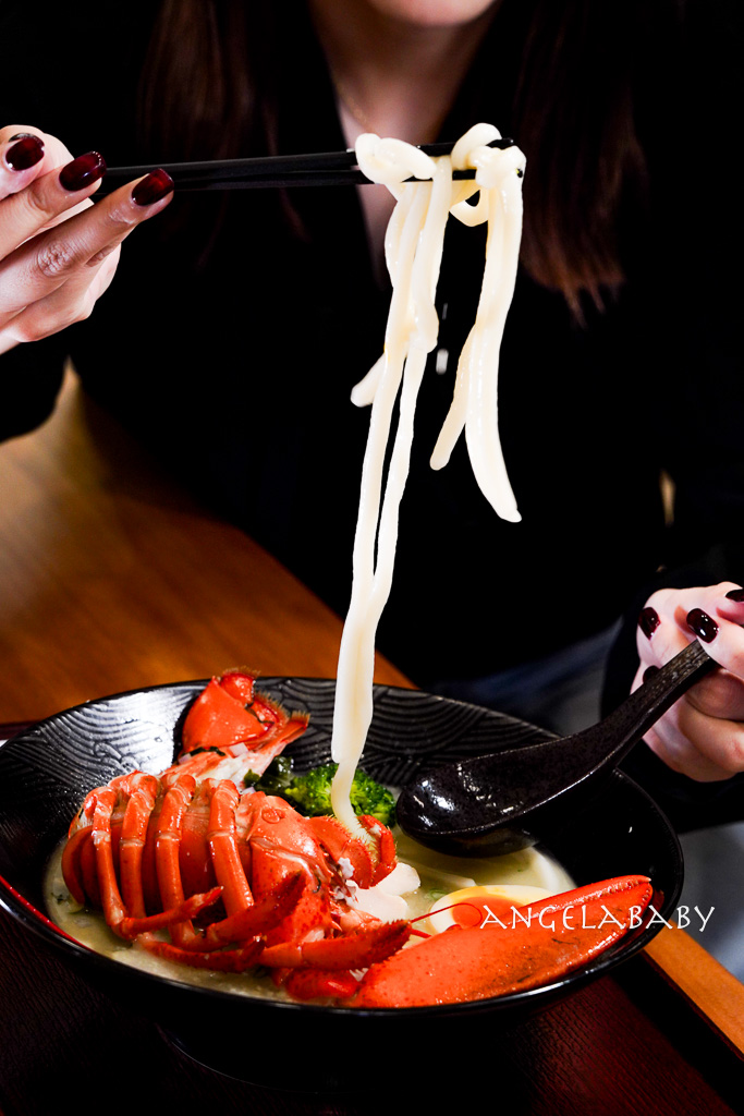 中山站新開幕｜買一送一『食悅 うどん天ぷら』首家引進日本50年職人手工烏龍麵直送來台 @梅格(Angelababy)享樂日記