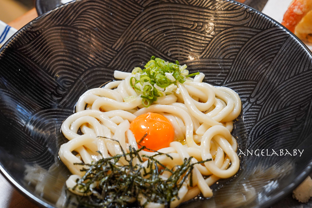 中山站新開幕｜買一送一『食悅 うどん天ぷら』首家引進日本50年職人手工烏龍麵直送來台 @梅格(Angelababy)享樂日記