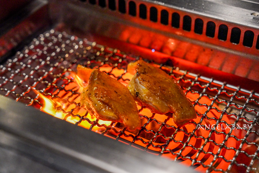 忠孝復興站新開幕燒肉『双円燒肉&bull;板前 HYOTAN 台北』find dining燒肉套餐、免動手燒肉 @梅格(Angelababy)享樂日記