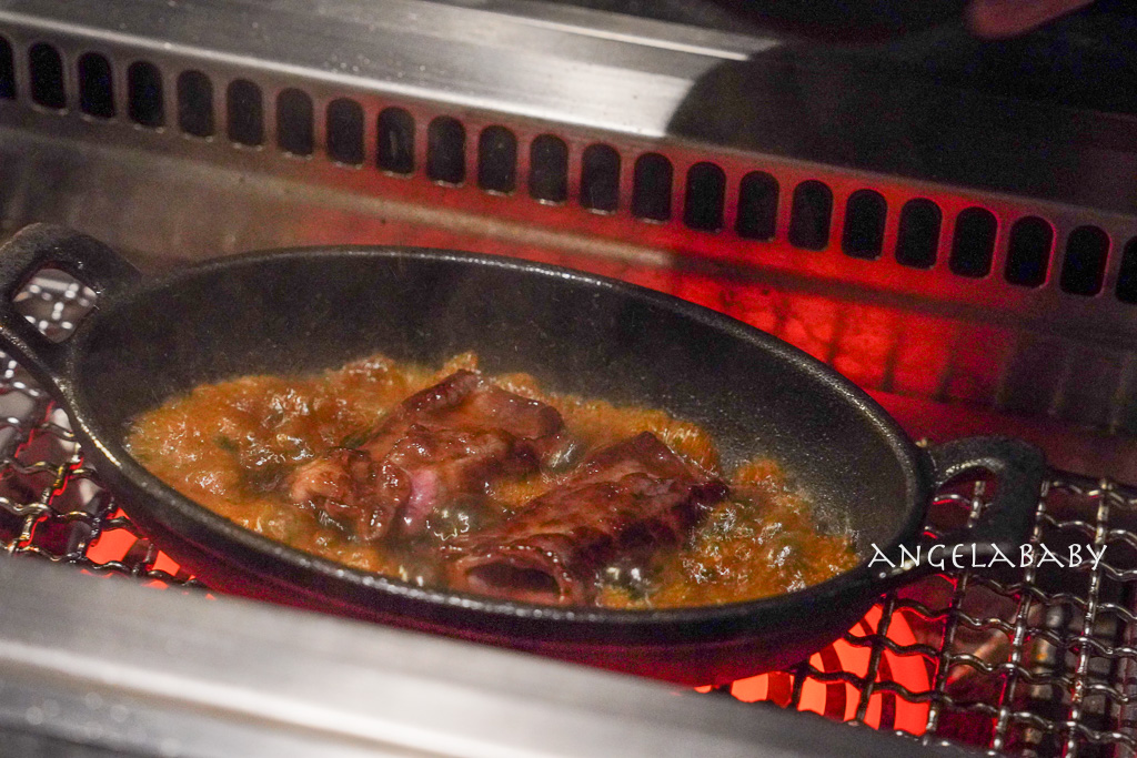 忠孝復興站新開幕燒肉『双円燒肉&bull;板前 HYOTAN 台北』find dining燒肉套餐、免動手燒肉 @梅格(Angelababy)享樂日記